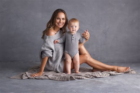 Pose For Me Mommy .